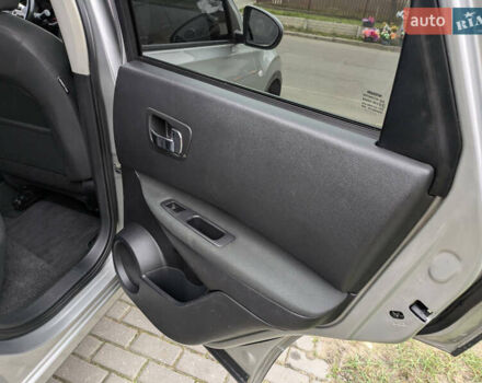 Серый Ниссан Кашкай, объемом двигателя 1.5 л и пробегом 231 тыс. км за 10500 $, фото 15 на Automoto.ua