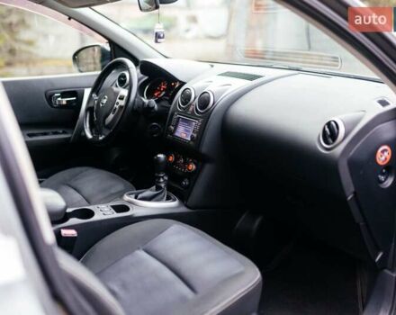 Сірий Ніссан Кашкай, об'ємом двигуна 1.46 л та пробігом 250 тис. км за 9666 $, фото 14 на Automoto.ua