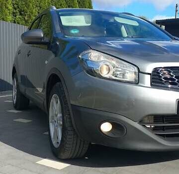 Серый Ниссан Кашкай, объемом двигателя 2 л и пробегом 250 тыс. км за 10800 $, фото 14 на Automoto.ua