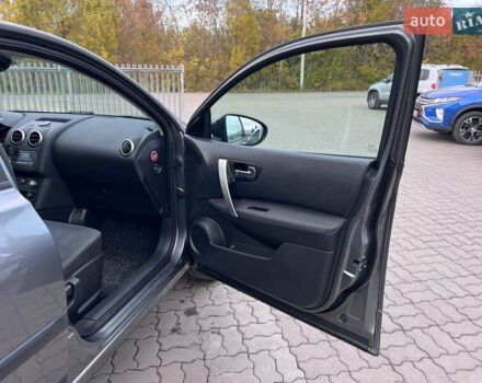 Сірий Ніссан Кашкай, об'ємом двигуна 1.5 л та пробігом 120 тис. км за 11990 $, фото 23 на Automoto.ua