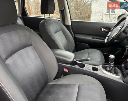 Сірий Ніссан Кашкай, об'ємом двигуна 0 л та пробігом 230 тис. км за 9900 $, фото 33 на Automoto.ua