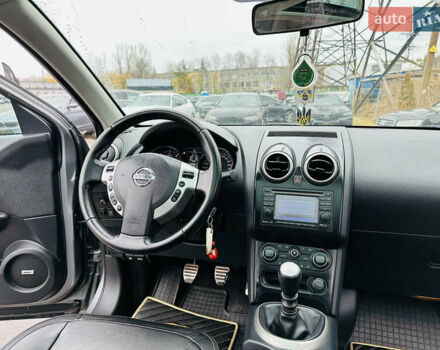 Сірий Ніссан Кашкай, об'ємом двигуна 2 л та пробігом 210 тис. км за 13200 $, фото 21 на Automoto.ua