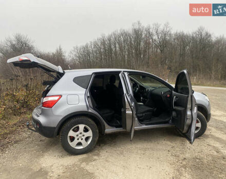 Сірий Ніссан Кашкай, об'ємом двигуна 2 л та пробігом 290 тис. км за 14000 $, фото 5 на Automoto.ua