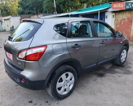 Сірий Ніссан Кашкай, об'ємом двигуна 1.5 л та пробігом 225 тис. км за 9500 $, фото 23 на Automoto.ua