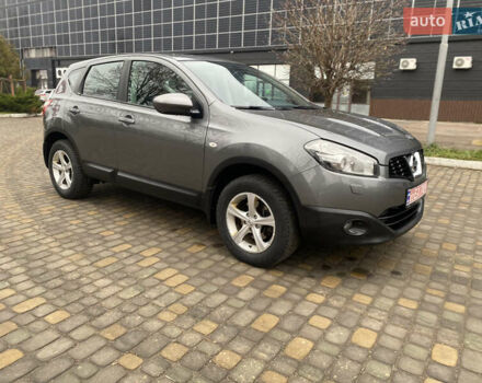 Серый Ниссан Кашкай, объемом двигателя 1.6 л и пробегом 195 тыс. км за 10600 $, фото 4 на Automoto.ua