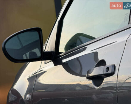 Сірий Ніссан Кашкай, об'ємом двигуна 1.6 л та пробігом 250 тис. км за 10700 $, фото 21 на Automoto.ua