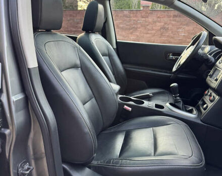 Серый Ниссан Кашкай, объемом двигателя 2 л и пробегом 242 тыс. км за 12550 $, фото 58 на Automoto.ua