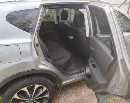 Серый Ниссан Кашкай, объемом двигателя 2 л и пробегом 170 тыс. км за 10500 $, фото 9 на Automoto.ua