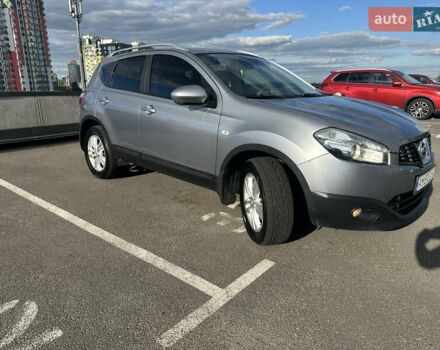 Серый Ниссан Кашкай, объемом двигателя 1.5 л и пробегом 220 тыс. км за 9600 $, фото 1 на Automoto.ua