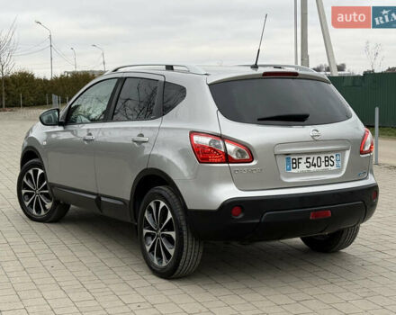 Серый Ниссан Кашкай, объемом двигателя 1.5 л и пробегом 220 тыс. км за 10400 $, фото 13 на Automoto.ua