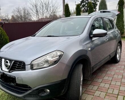 Серый Ниссан Кашкай, объемом двигателя 2 л и пробегом 298 тыс. км за 10000 $, фото 1 на Automoto.ua