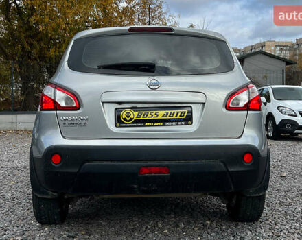 Серый Ниссан Кашкай, объемом двигателя 2 л и пробегом 150 тыс. км за 9999 $, фото 4 на Automoto.ua