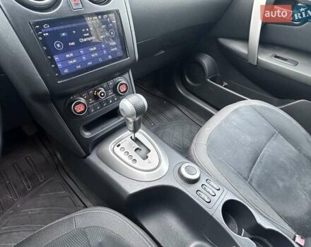 Серый Ниссан Кашкай, объемом двигателя 2 л и пробегом 137 тыс. км за 10500 $, фото 5 на Automoto.ua