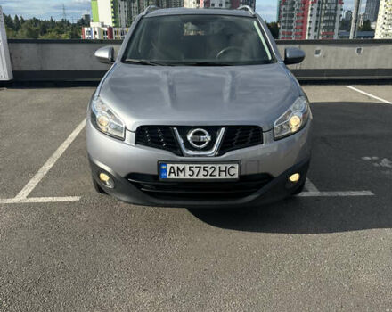 Серый Ниссан Кашкай, объемом двигателя 1.5 л и пробегом 220 тыс. км за 9600 $, фото 4 на Automoto.ua