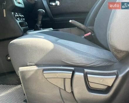 Серый Ниссан Кашкай, объемом двигателя 1.6 л и пробегом 144 тыс. км за 10990 $, фото 37 на Automoto.ua