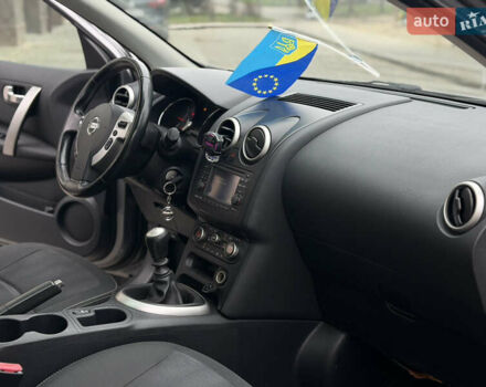 Серый Ниссан Кашкай, объемом двигателя 2 л и пробегом 260 тыс. км за 10999 $, фото 22 на Automoto.ua