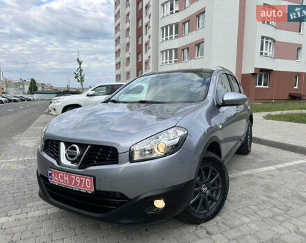 Серый Ниссан Кашкай, объемом двигателя 2 л и пробегом 207 тыс. км за 10599 $, фото 2 на Automoto.ua