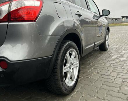 Серый Ниссан Кашкай, объемом двигателя 2 л и пробегом 252 тыс. км за 10300 $, фото 6 на Automoto.ua