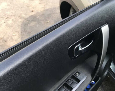 Серый Ниссан Кашкай, объемом двигателя 2 л и пробегом 252 тыс. км за 10300 $, фото 34 на Automoto.ua