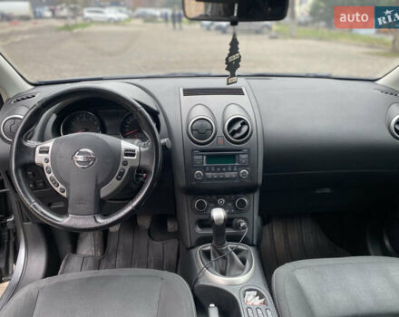 Серый Ниссан Кашкай, объемом двигателя 1.6 л и пробегом 195 тыс. км за 10600 $, фото 17 на Automoto.ua