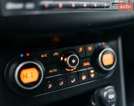 Сірий Ніссан Кашкай, об'ємом двигуна 1.46 л та пробігом 250 тис. км за 9666 $, фото 18 на Automoto.ua