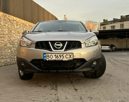 Серый Ниссан Кашкай, объемом двигателя 2 л и пробегом 95 тыс. км за 11300 $, фото 2 на Automoto.ua