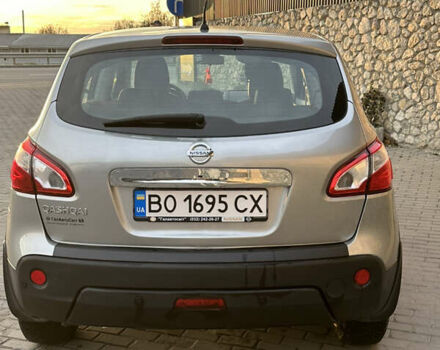 Серый Ниссан Кашкай, объемом двигателя 2 л и пробегом 95 тыс. км за 11300 $, фото 6 на Automoto.ua