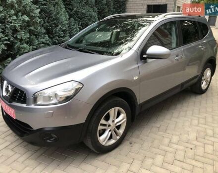 Серый Ниссан Кашкай, объемом двигателя 1.6 л и пробегом 191 тыс. км за 9500 $, фото 3 на Automoto.ua