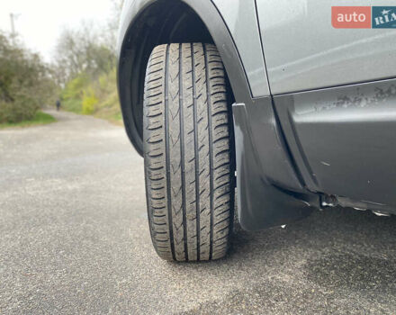 Серый Ниссан Кашкай, объемом двигателя 1.46 л и пробегом 203 тыс. км за 9500 $, фото 4 на Automoto.ua