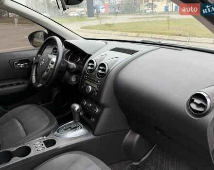 Серый Ниссан Кашкай, объемом двигателя 2 л и пробегом 135 тыс. км за 10500 $, фото 14 на Automoto.ua