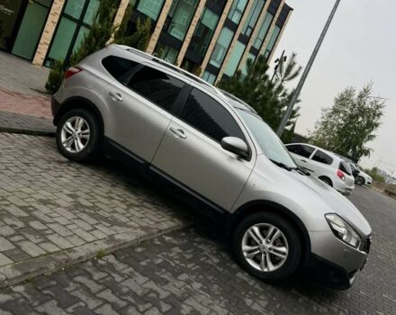 Серый Ниссан Кашкай, объемом двигателя 2 л и пробегом 218 тыс. км за 9800 $, фото 4 на Automoto.ua