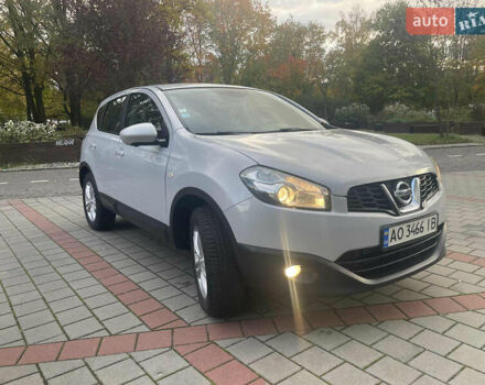 Сірий Ніссан Кашкай, об'ємом двигуна 1.6 л та пробігом 258 тис. км за 12000 $, фото 17 на Automoto.ua