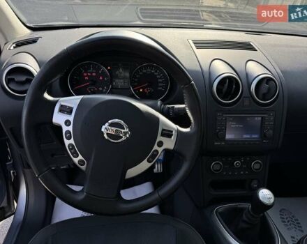 Серый Ниссан Кашкай, объемом двигателя 0 л и пробегом 232 тыс. км за 12200 $, фото 3 на Automoto.ua