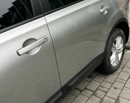 Серый Ниссан Кашкай, объемом двигателя 2 л и пробегом 218 тыс. км за 9800 $, фото 18 на Automoto.ua