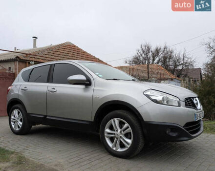 Серый Ниссан Кашкай, объемом двигателя 1.5 л и пробегом 231 тыс. км за 10500 $, фото 1 на Automoto.ua