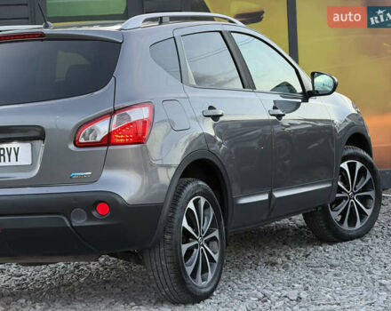 Сірий Ніссан Кашкай, об'ємом двигуна 1.6 л та пробігом 250 тис. км за 10700 $, фото 26 на Automoto.ua
