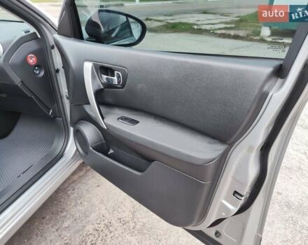 Серый Ниссан Кашкай, объемом двигателя 1.5 л и пробегом 230 тыс. км за 10450 $, фото 10 на Automoto.ua