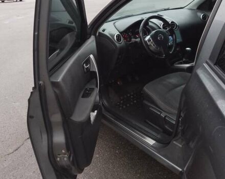 Серый Ниссан Кашкай, объемом двигателя 1.6 л и пробегом 228 тыс. км за 9900 $, фото 20 на Automoto.ua