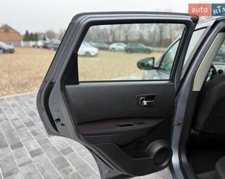 Серый Ниссан Кашкай, объемом двигателя 1.5 л и пробегом 225 тыс. км за 9999 $, фото 12 на Automoto.ua