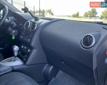 Серый Ниссан Кашкай, объемом двигателя 2 л и пробегом 98 тыс. км за 10900 $, фото 17 на Automoto.ua