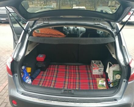 Серый Ниссан Кашкай, объемом двигателя 1.46 л и пробегом 200 тыс. км за 11065 $, фото 7 на Automoto.ua