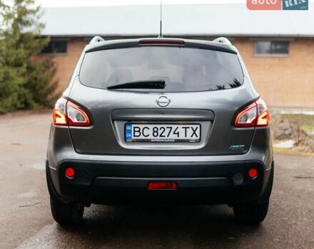 Сірий Ніссан Кашкай, об'ємом двигуна 1.46 л та пробігом 250 тис. км за 9666 $, фото 4 на Automoto.ua