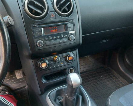 Серый Ниссан Кашкай, объемом двигателя 1.6 л и пробегом 177 тыс. км за 10600 $, фото 18 на Automoto.ua