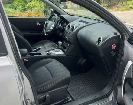 Серый Ниссан Кашкай, объемом двигателя 2 л и пробегом 268 тыс. км за 9333 $, фото 5 на Automoto.ua