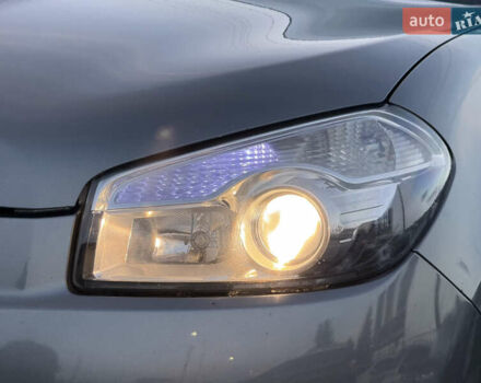 Сірий Ніссан Кашкай, об'ємом двигуна 1.6 л та пробігом 250 тис. км за 10700 $, фото 14 на Automoto.ua