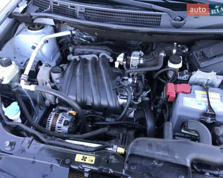 Серый Ниссан Кашкай, объемом двигателя 1.6 л и пробегом 285 тыс. км за 7999 $, фото 8 на Automoto.ua