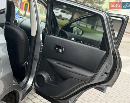 Серый Ниссан Кашкай, объемом двигателя 2 л и пробегом 260 тыс. км за 10999 $, фото 25 на Automoto.ua