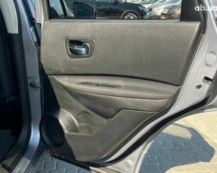 Сірий Ніссан Кашкай, об'ємом двигуна 1.6 л та пробігом 144 тис. км за 10990 $, фото 21 на Automoto.ua