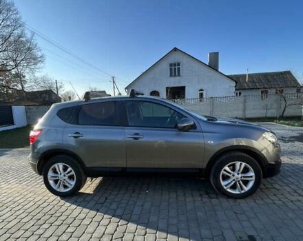 Сірий Ніссан Кашкай, об'ємом двигуна 1.5 л та пробігом 259 тис. км за 10300 $, фото 4 на Automoto.ua