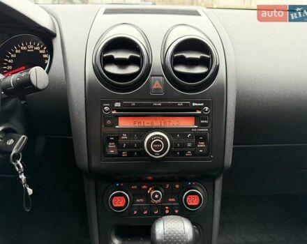 Серый Ниссан Кашкай, объемом двигателя 2 л и пробегом 135 тыс. км за 10500 $, фото 20 на Automoto.ua